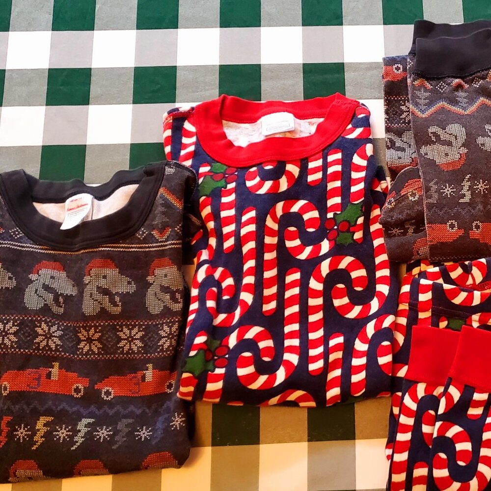 2 sets christmas hanna andersson long john pjs 140 sz 10